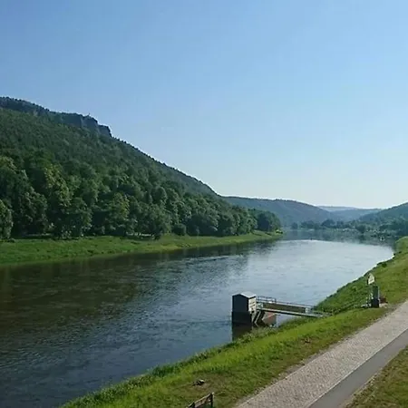 Am Treidlerweg - Holzfass 2 *